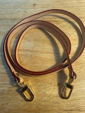 Convertible Brown Leather Crossbody Strap with Gold Hardware